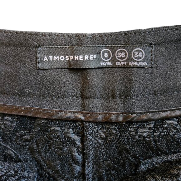 Atmosphere Women’s Brocade Pattern Shorts - Size 8 - Picture 4 of 4